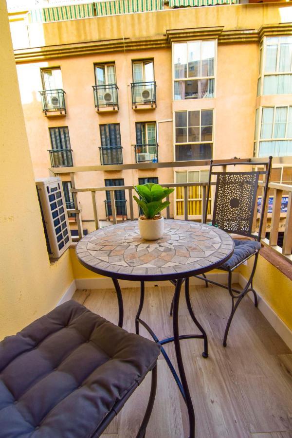 Letmalaga Square Merced 外观 照片