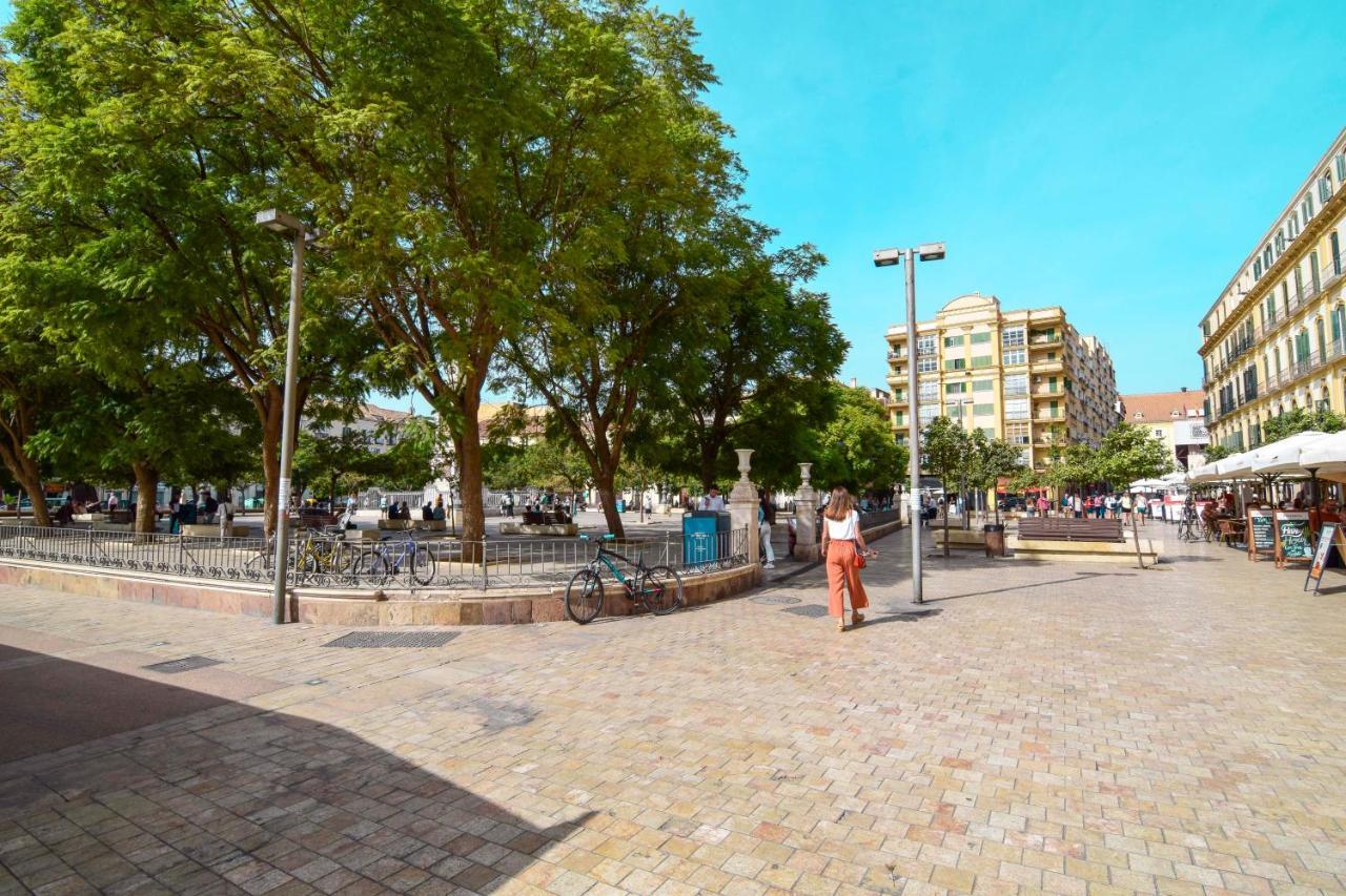 Letmalaga Square Merced 外观 照片