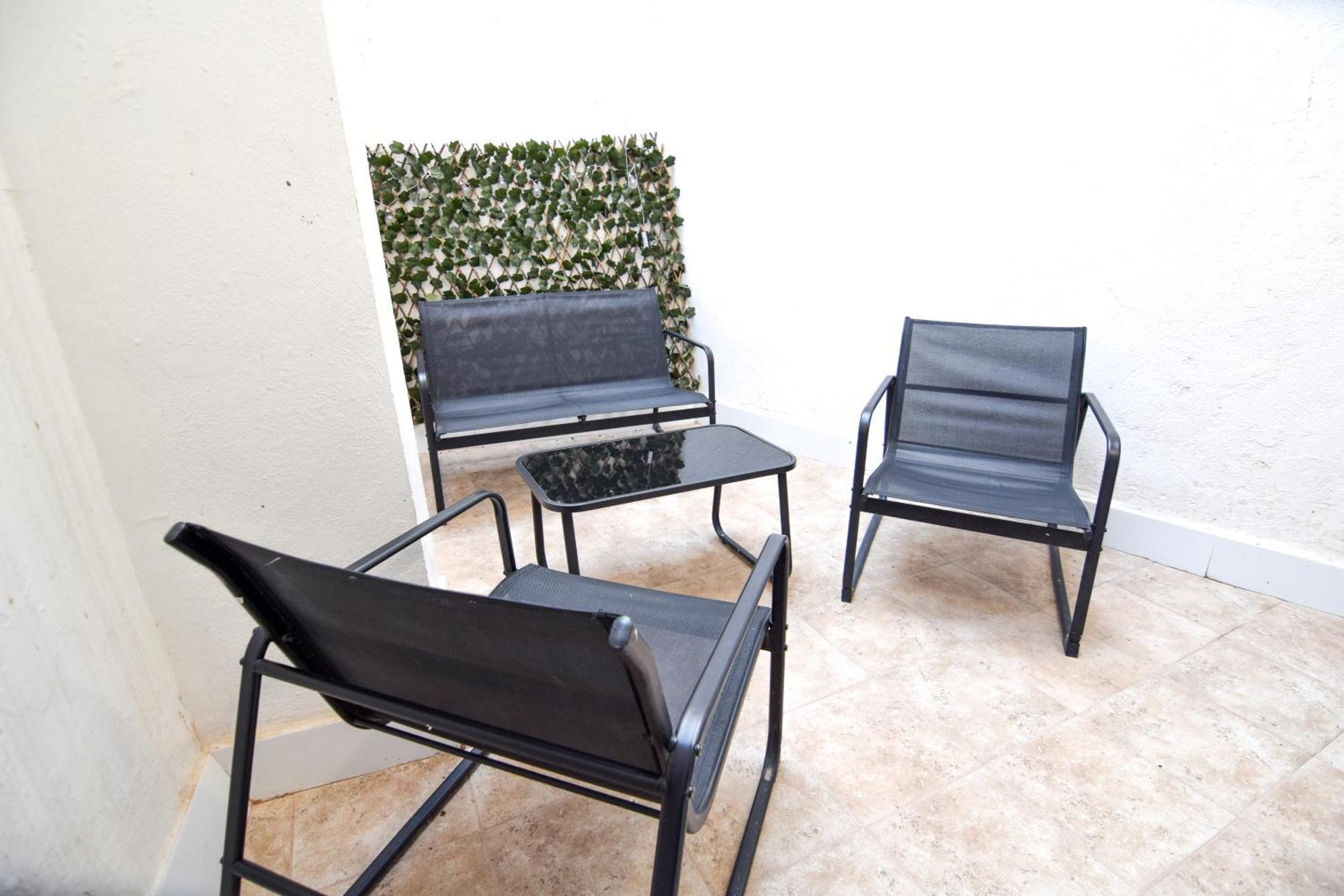 Letmalaga Square Merced 外观 照片